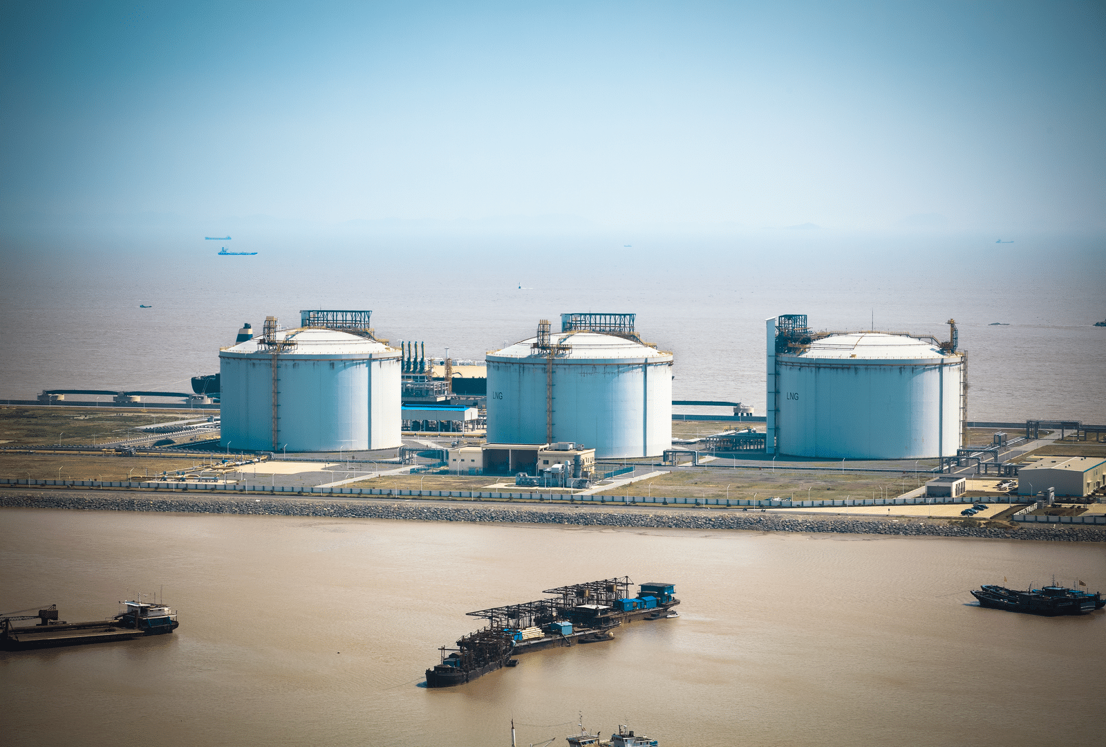 bp announces a milestone LNG delivery at Shenzhen terminal