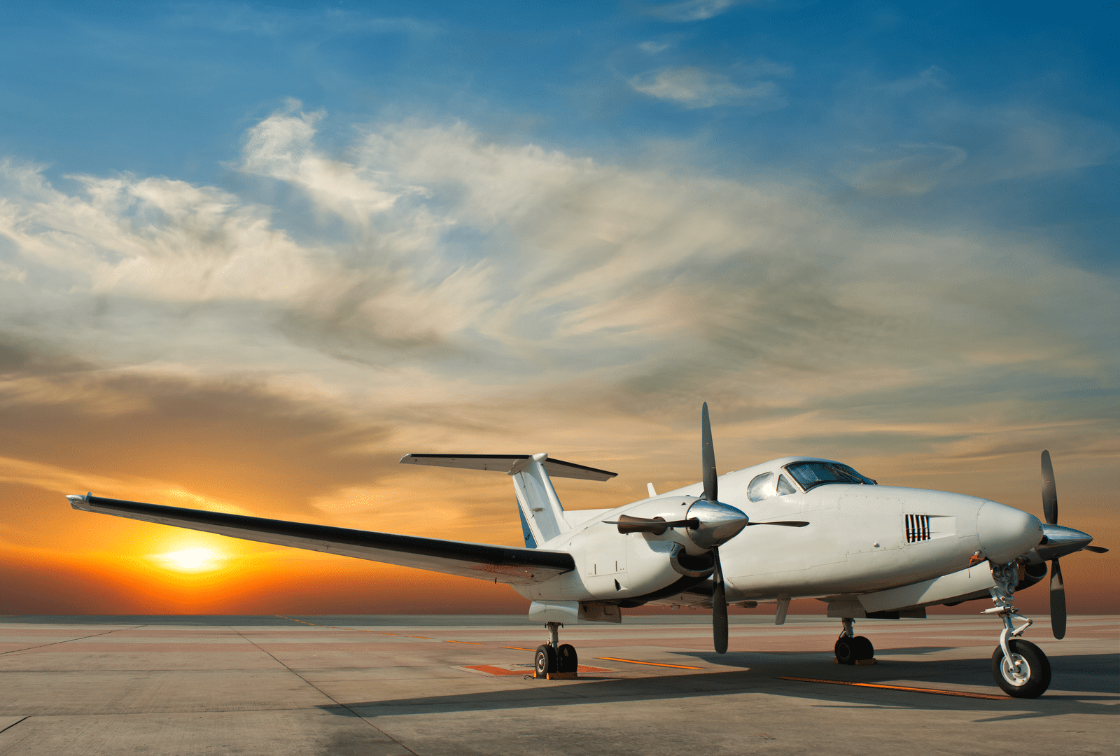 CIT sells $800mn aviation lending portfolio to KKR for AV Air Finance